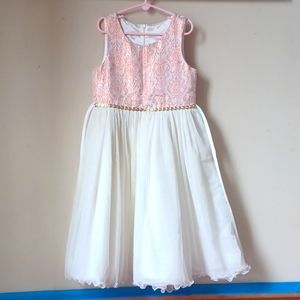 Girl dress